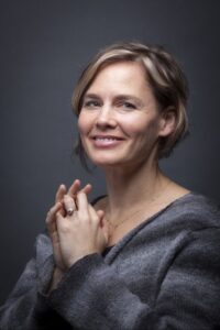 JenniferPahlka460x1240